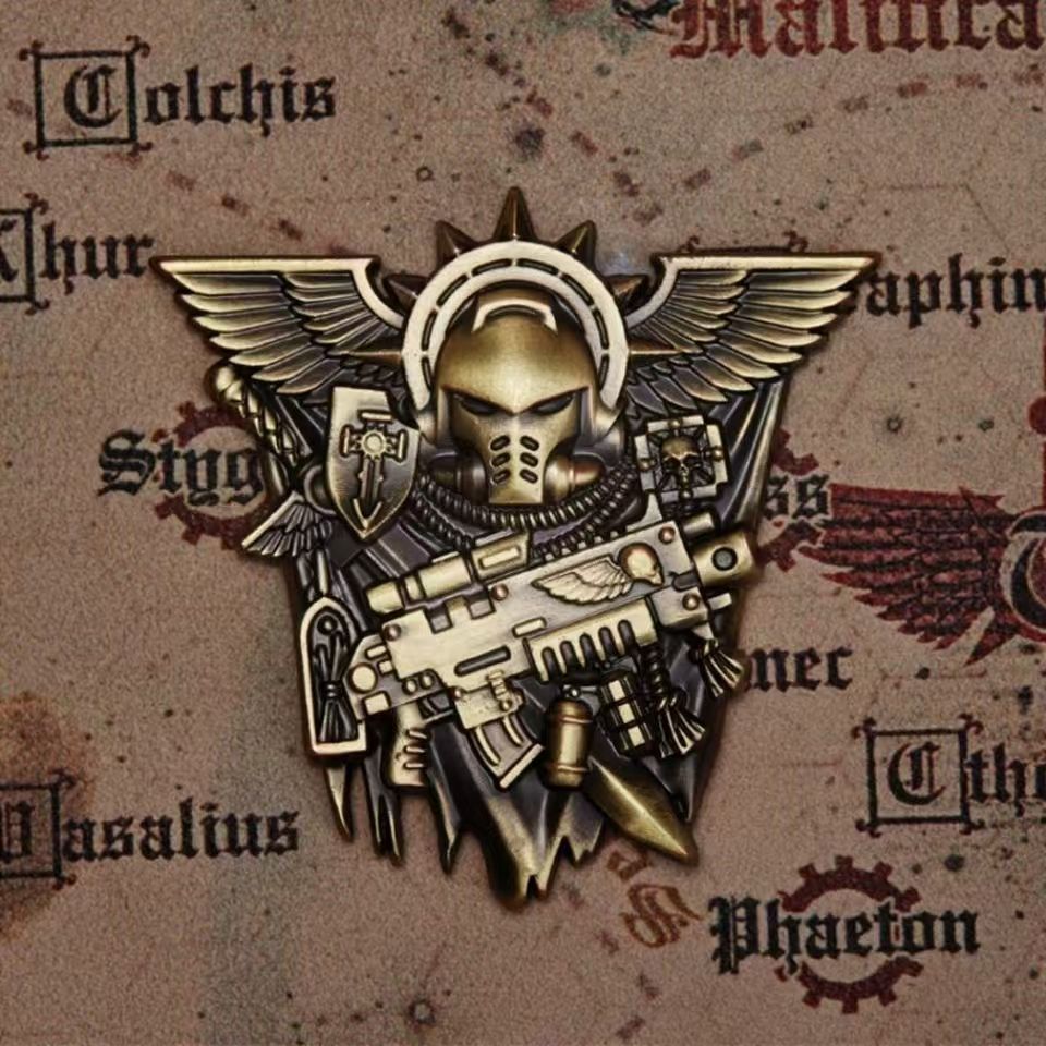 Vintage Collectible Guns - Broche vintage en forme de casque