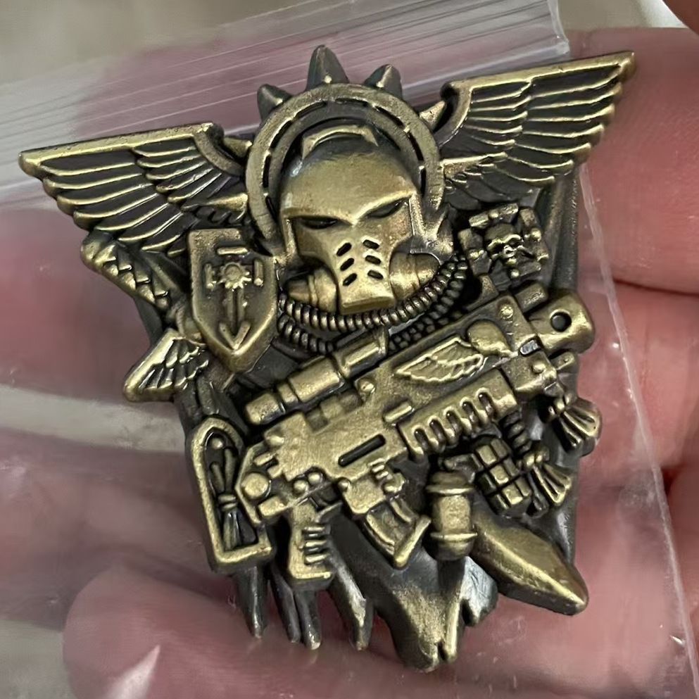 Broche vintage en forme de cas - Vintage Collectible Guns avis et prix